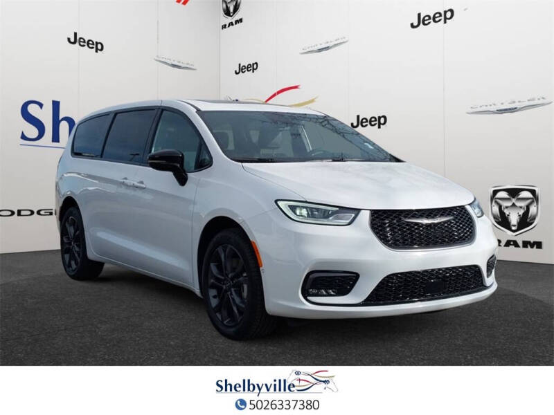 2026 Chrysler Pacifica Select