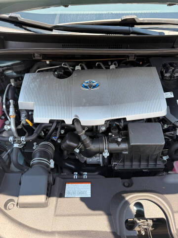 2019 Toyota Prius XLE