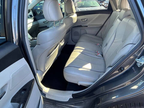 2013 Toyota Venza LE