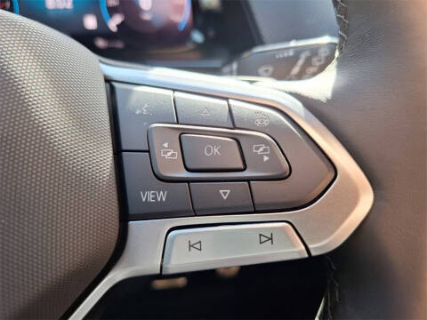 2026 Volkswagen Atlas Cross Sport SEL R-Line Black 4Motion