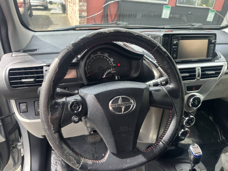 2014 Scion iQ 10 Series