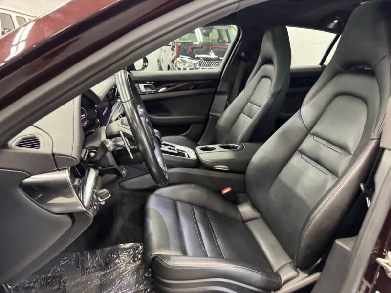 2022 Porsche Panamera