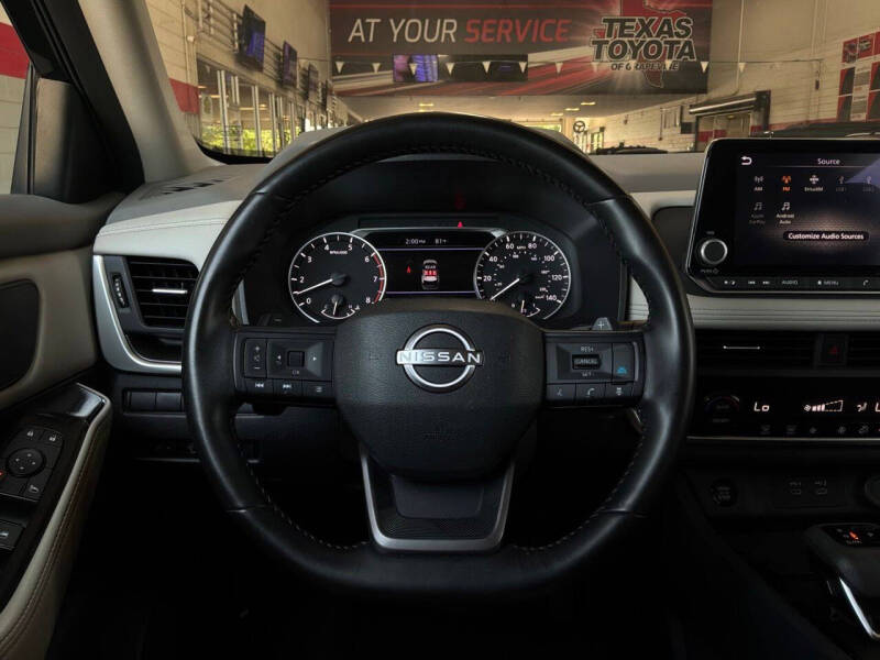 2025 Nissan Rogue SV