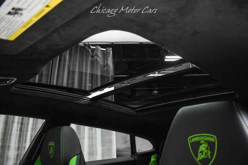 2024 Lamborghini Urus S
