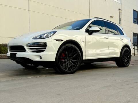 2013 Porsche Cayenne for sale at New City Auto - Retail Inventory in South El Monte CA
