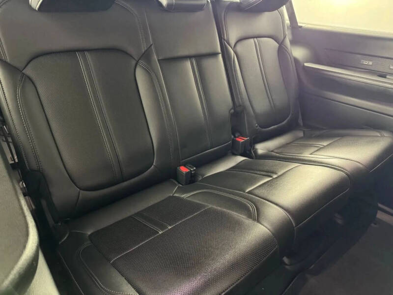 2024 Jeep Wagoneer L