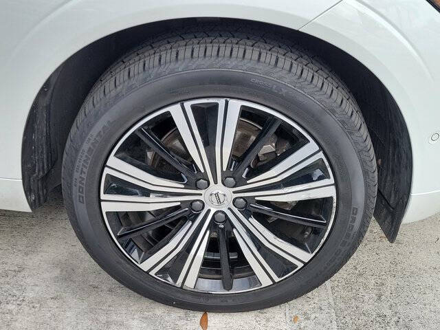 2023 Volvo XC60 B5 Plus Bright Theme