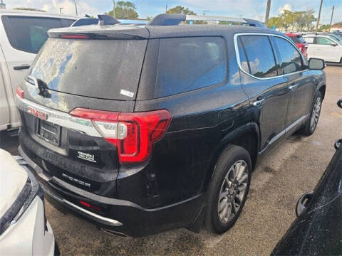 2023 GMC Acadia Denali