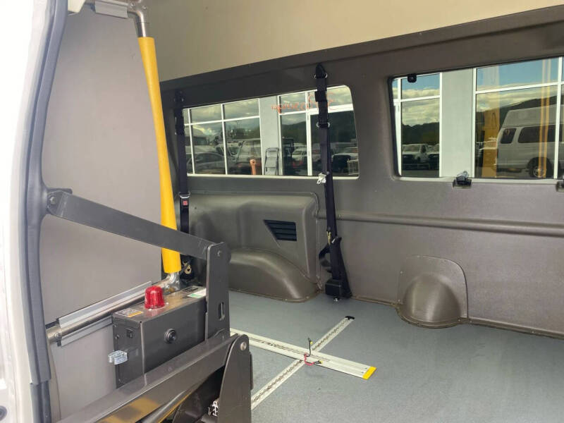 2012 Ford E-Series E-350 SD