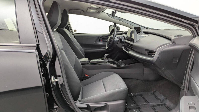 2024 Toyota Prius LE