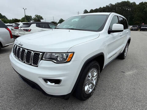 2017 Jeep Grand Cherokee Laredo