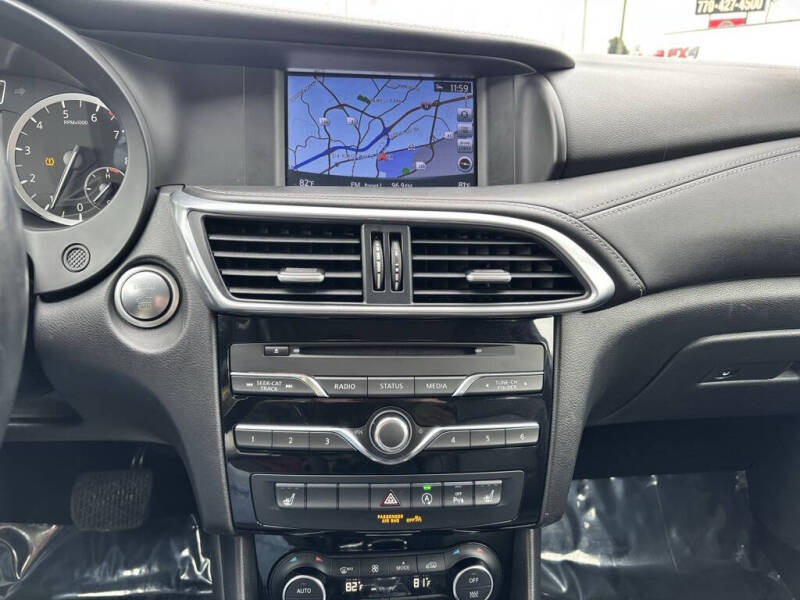 2018 Infiniti QX30 Premium