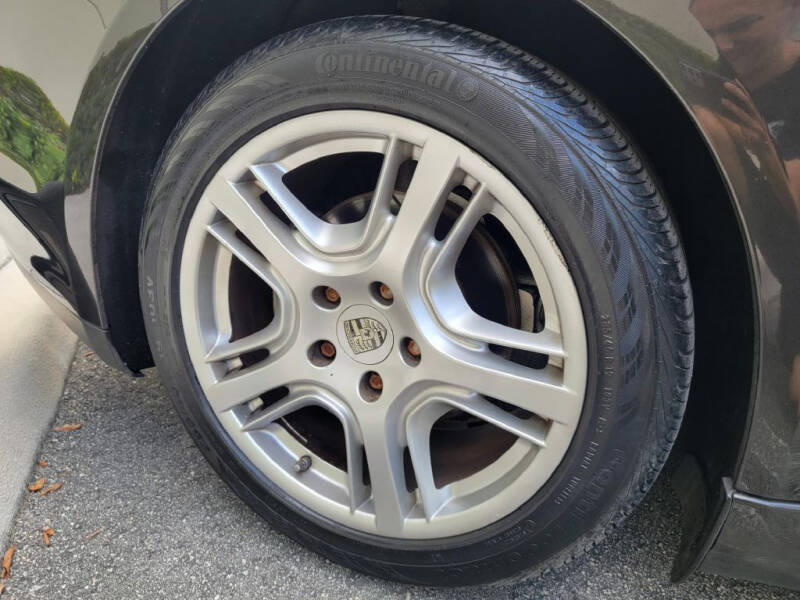 2011 Porsche Panamera 4