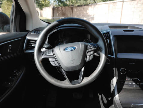2020 Ford Edge SE