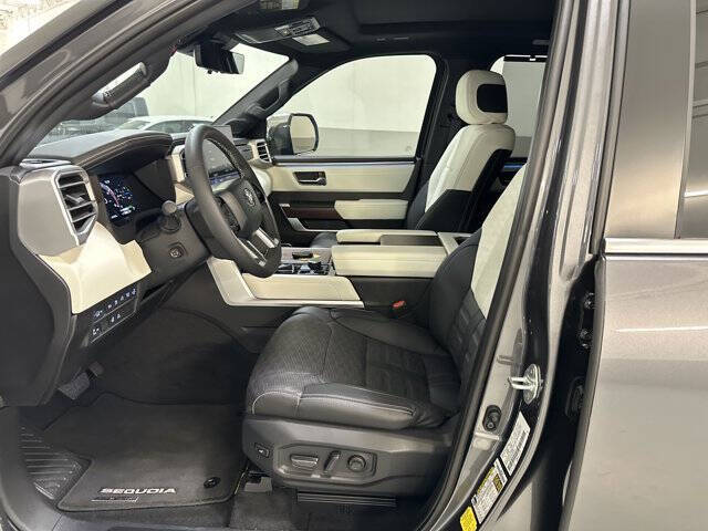 2024 Toyota Sequoia Capstone