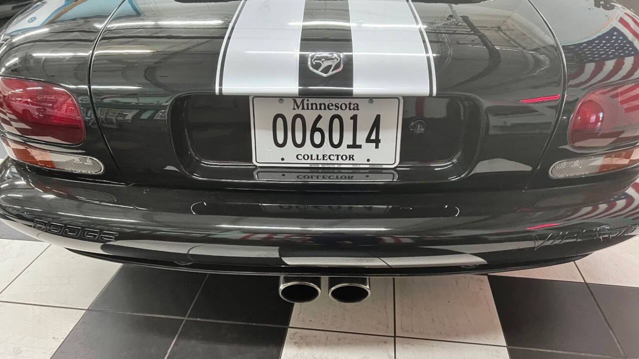1996 Dodge Viper 19