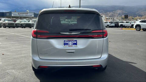 2023 Chrysler Pacifica Touring