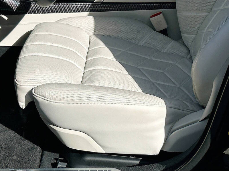 2024 BMW 7 Series 740i