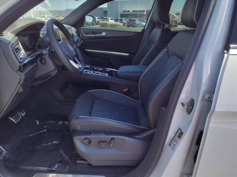 2026 Volkswagen Atlas Cross Sport SEL Premium R-Line 4Motion