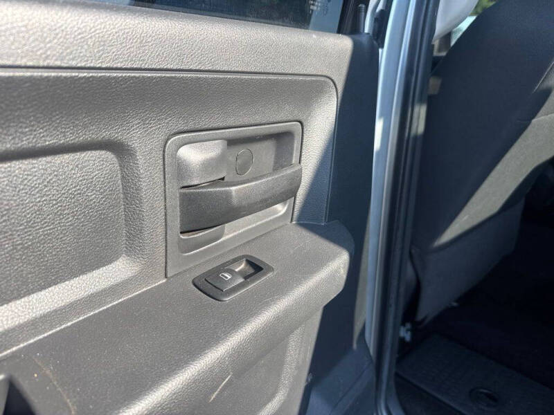 2012 RAM 2500 ST