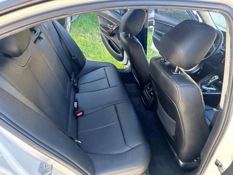 2015 BMW 3 Series 328i