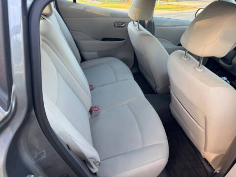 2015 Nissan LEAF S