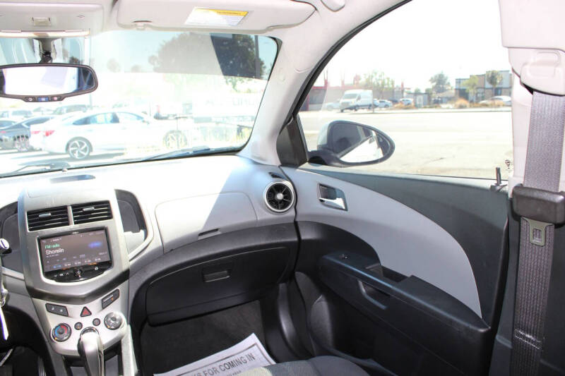 2014 Chevrolet Sonic LT Auto