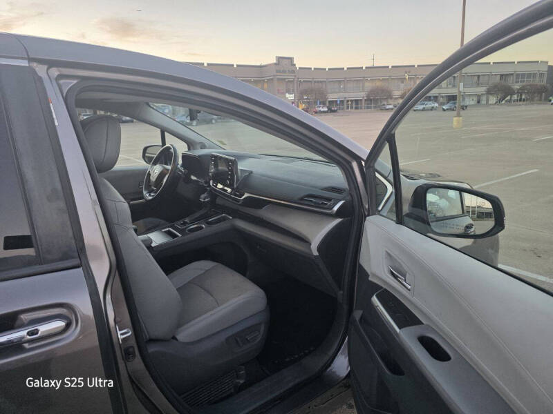 2021 Toyota Sienna Limited 7-Passenger