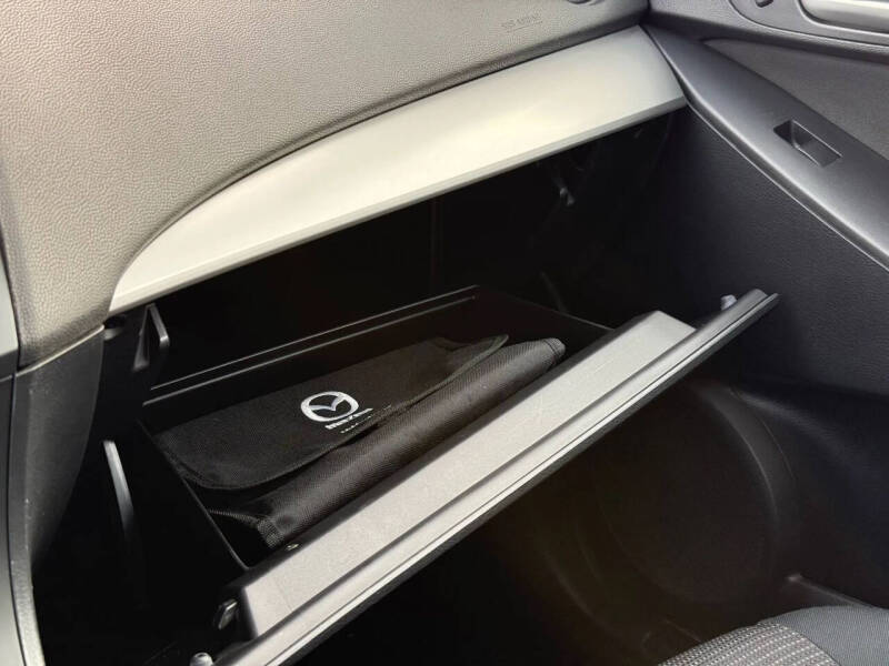 2012 Mazda MAZDA3 i Touring