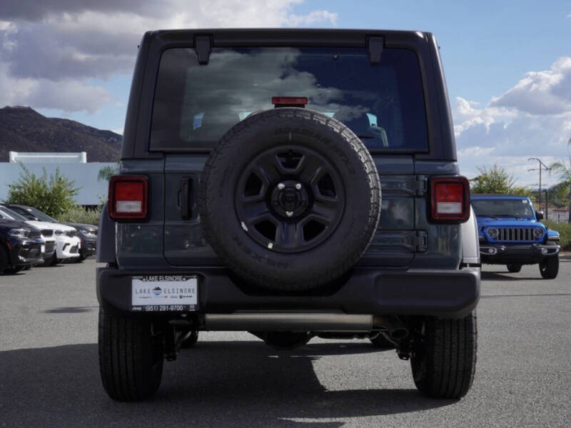 2026 Jeep Wrangler Sport