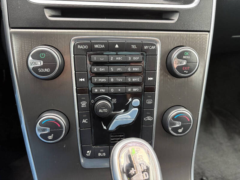 2013 Volvo S60 T5 Premier