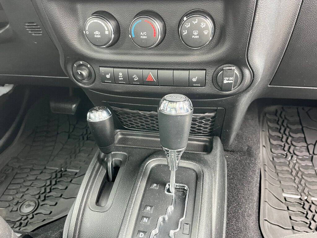 2017 Jeep Wrangler 41