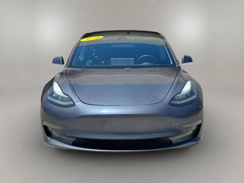 2020 Tesla Model 3 Standard Range Plus