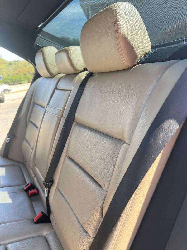 2011 Mercedes-Benz E-Class