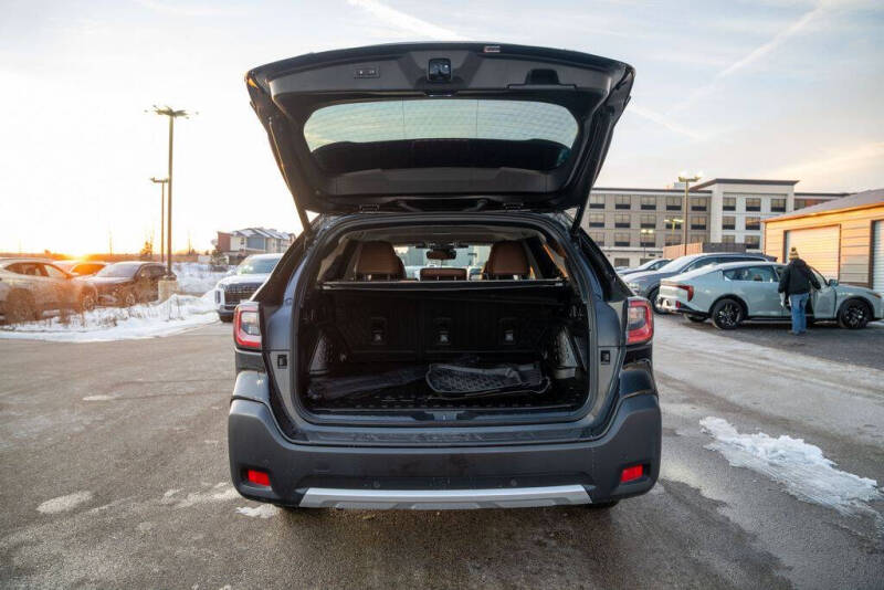 2025 Subaru Outback Touring XT