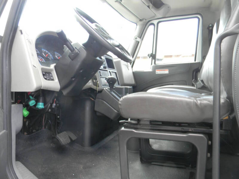 2019 International DuraStar 4300