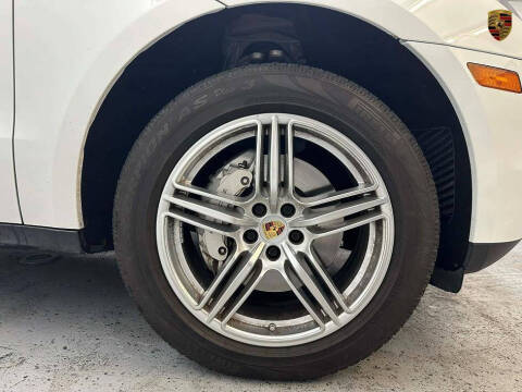 2015 Porsche Macan S