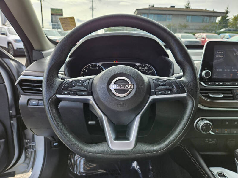 2023 Nissan Altima 2.5 SV