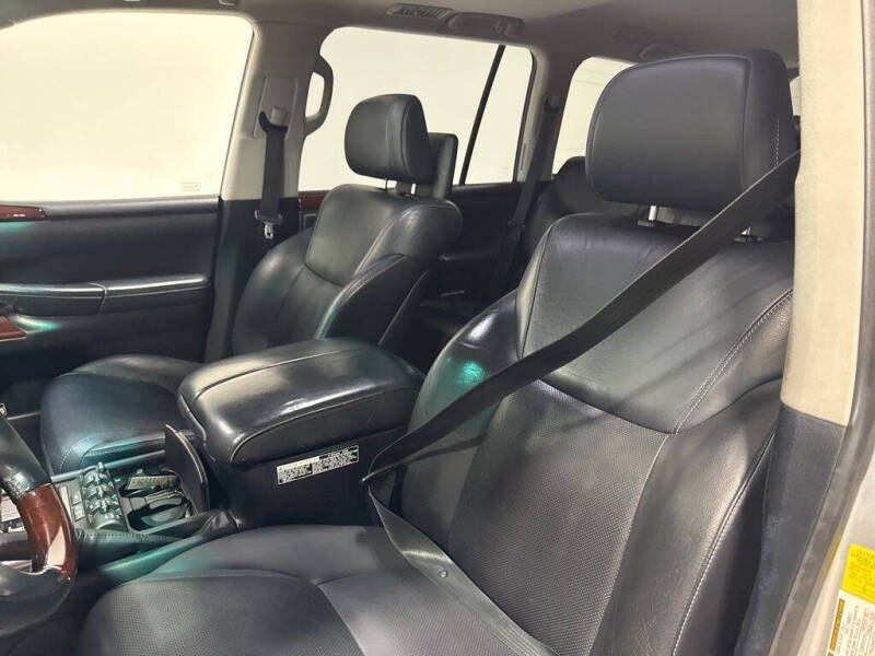 2014 Lexus LX 570