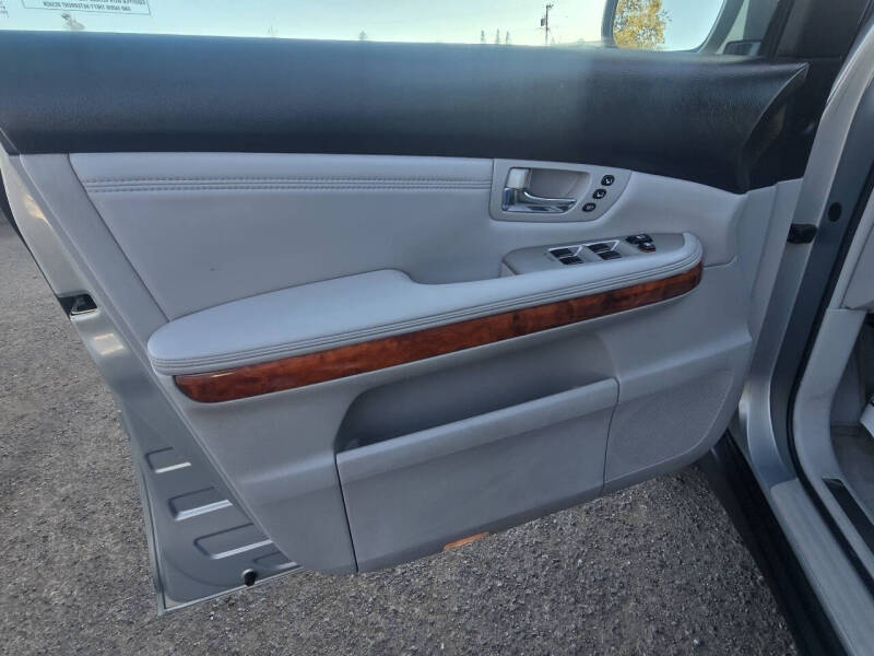 2005 Lexus RX 330