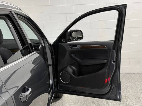 2016 Audi Q5 2.0T quattro Premium Plus