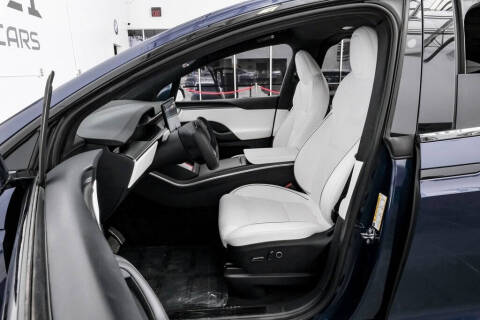 2023 Tesla Model X Plaid