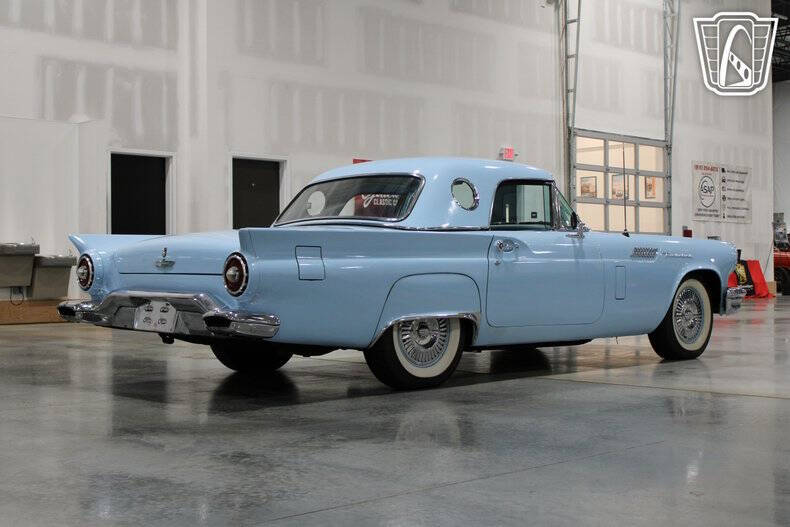1957 Ford Thunderbird