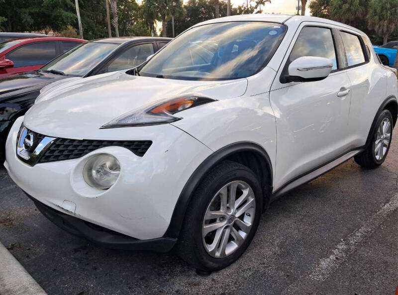 2015 Nissan JUKE for sale at ROYALTON MOTORS in Plantation FL