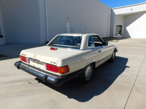 1987 Mercedes-Benz 560-Class 560 SL