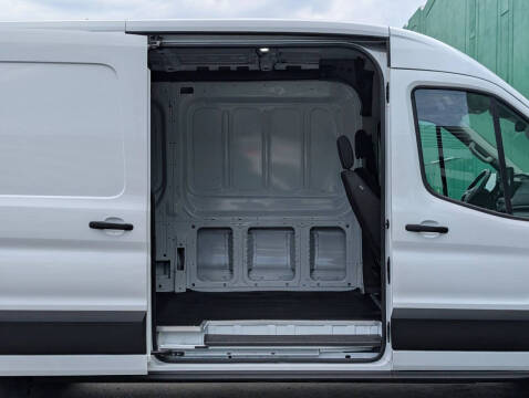 2023 Ford E-Transit