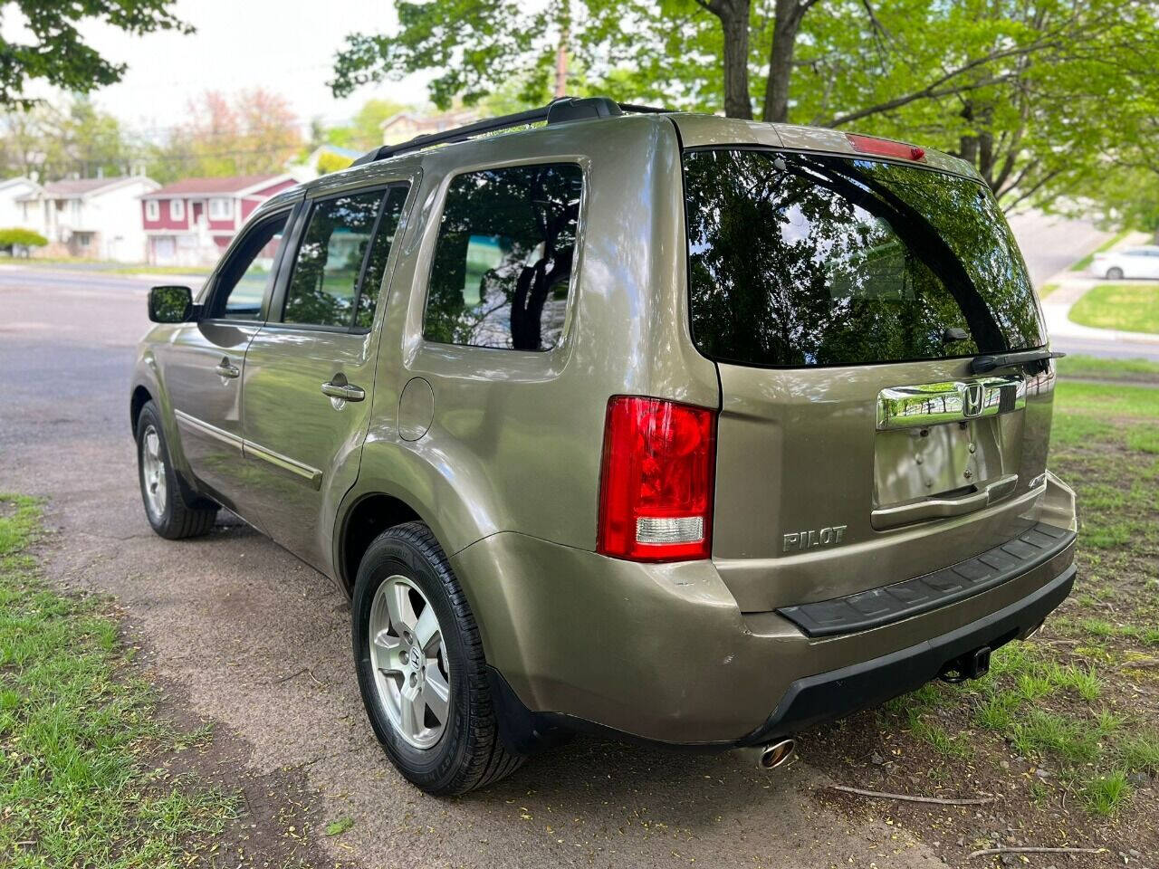 2011 Honda Pilot for sale at MBM Group LLC Auto Sales in Kearny, NJ