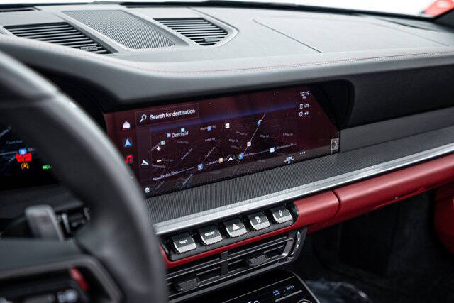 2024 Porsche 911 Carrera