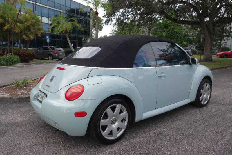 2003 Volkswagen New Beetle Convertible GLS