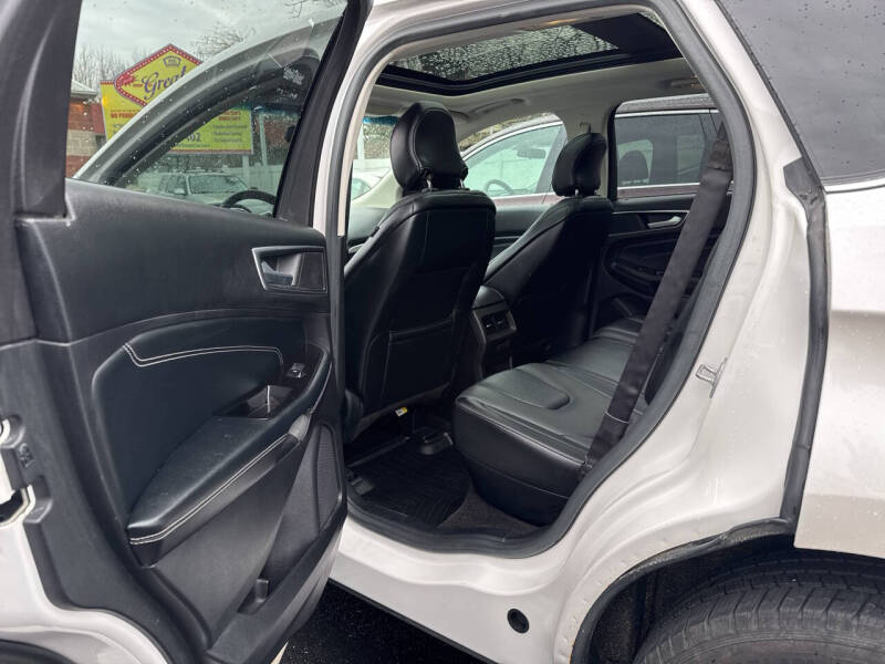 Image 5 of 2015 Ford Edge Titanium